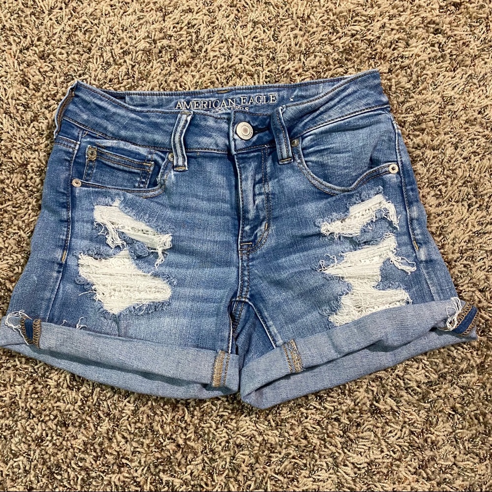Ripped American eagle denim shorts